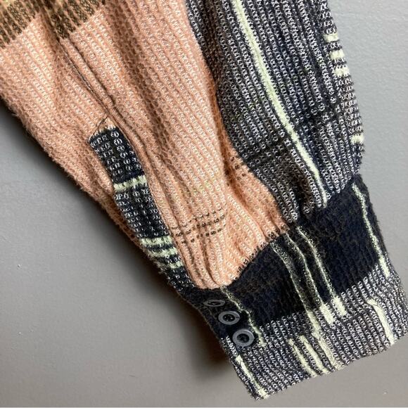 Free People shirt jacket Medium Cozy in Plaid top black oversized grunge chore - Picture 10 of 11